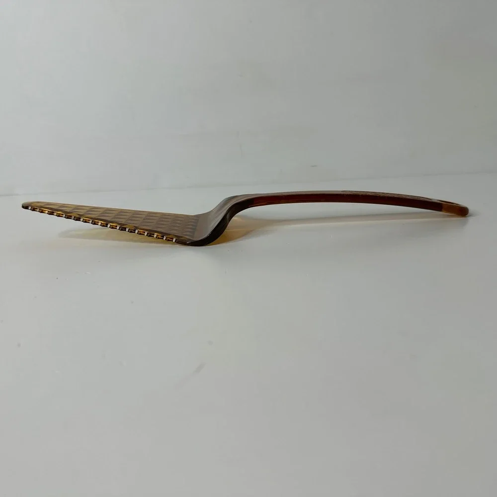 Vintage Ultra Temp Amber Pie Cake Server #2119 Serrated USA Robinson Knife Co